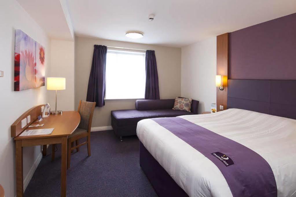 Premier Inn Greenock Eksteriør bilde