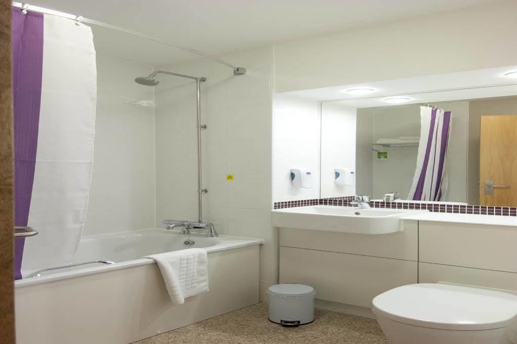 Premier Inn Greenock Eksteriør bilde
