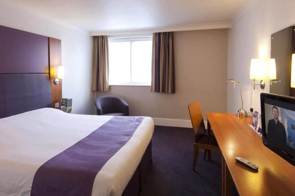 Premier Inn Greenock Eksteriør bilde