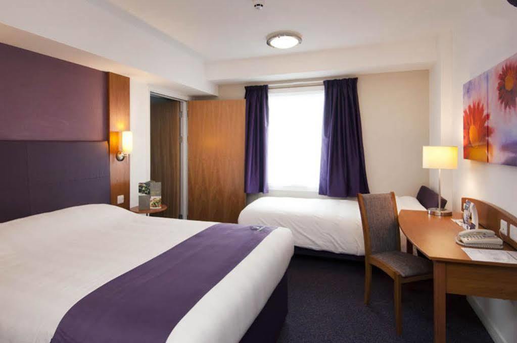 Premier Inn Greenock Eksteriør bilde